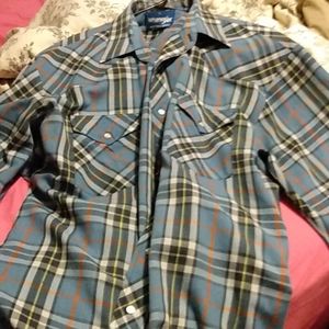 Pearl snap long sleeve shirt